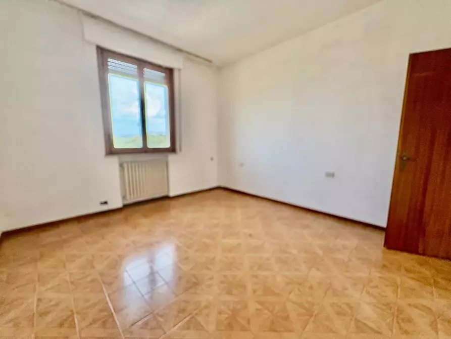 Immagine 11 di Appartamento in vendita  a Castelfiorentino