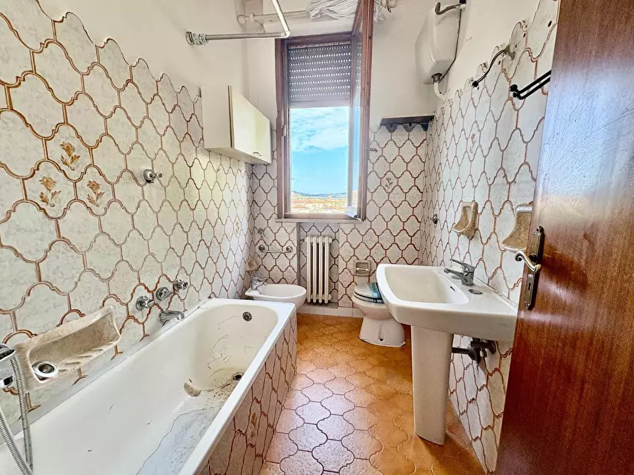 Immagine 16 di Appartamento in vendita  a Castelfiorentino