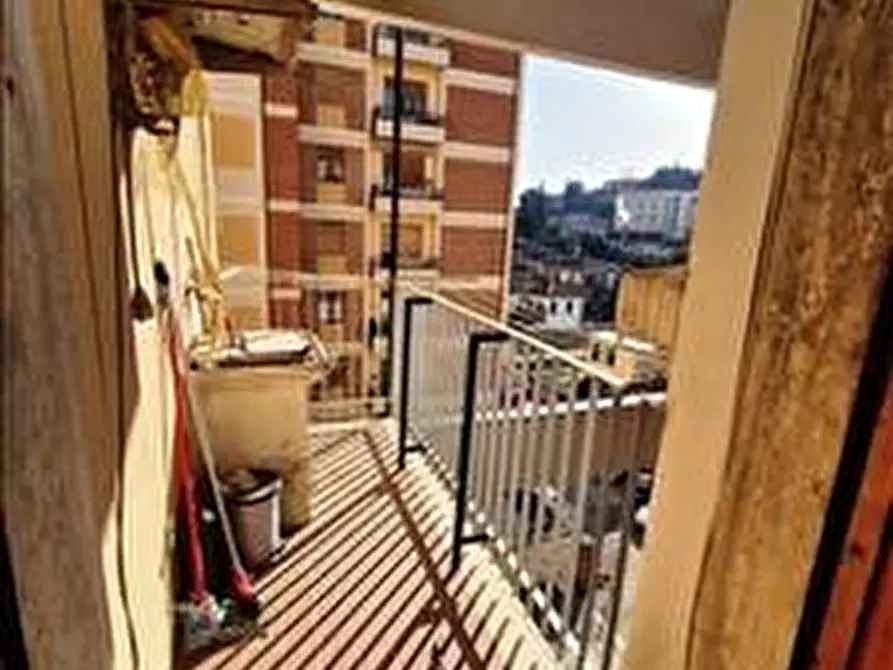 Immagine 7 di Appartamento in vendita  a Siena