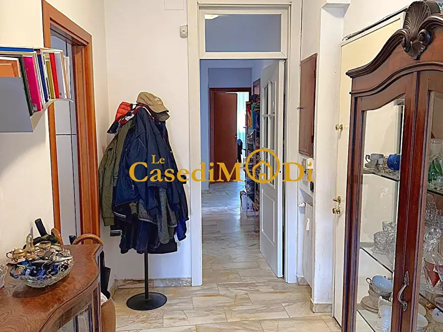 Immagine 8 di Appartamento in vendita  a Livorno