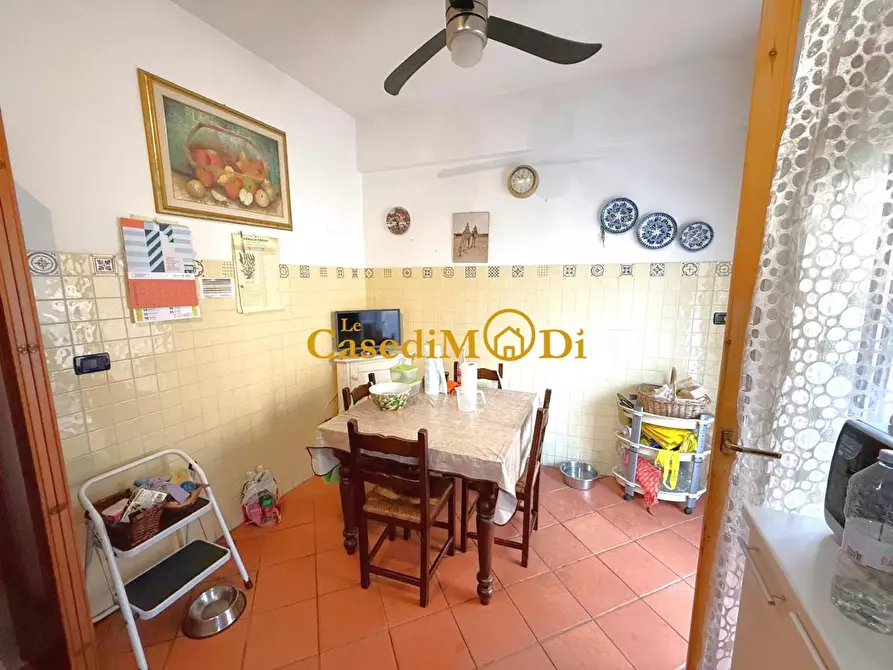 Immagine 19 di Appartamento in vendita  a Livorno