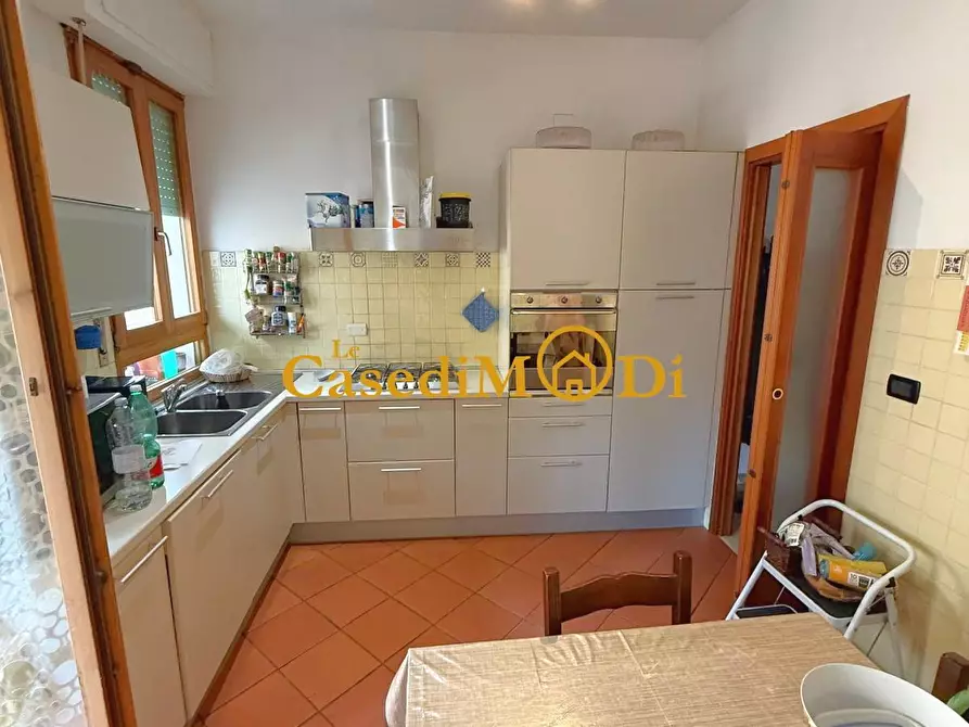 Immagine 21 di Appartamento in vendita  a Livorno