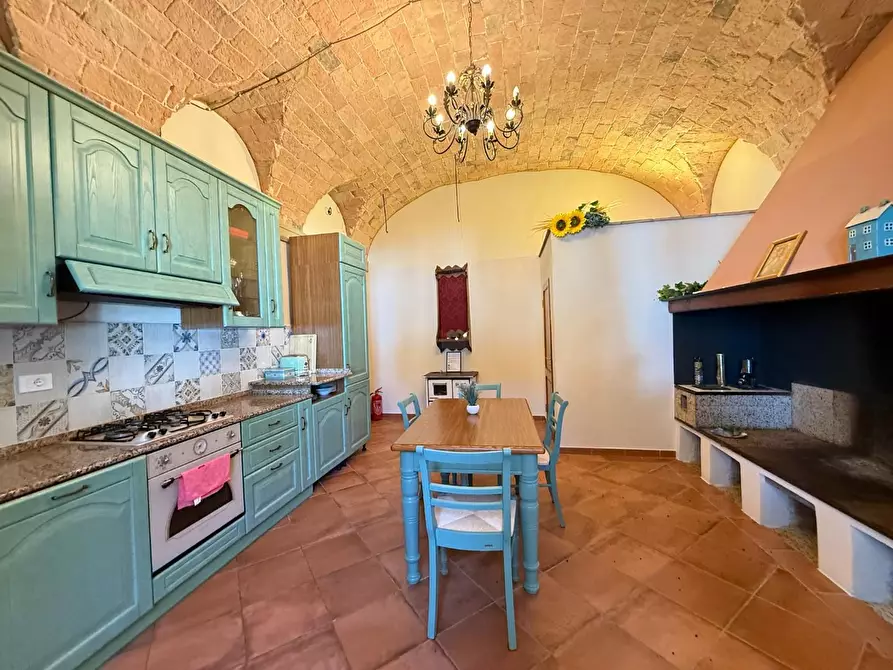 Immagine 46 di Casa colonica in vendita  a Chianni