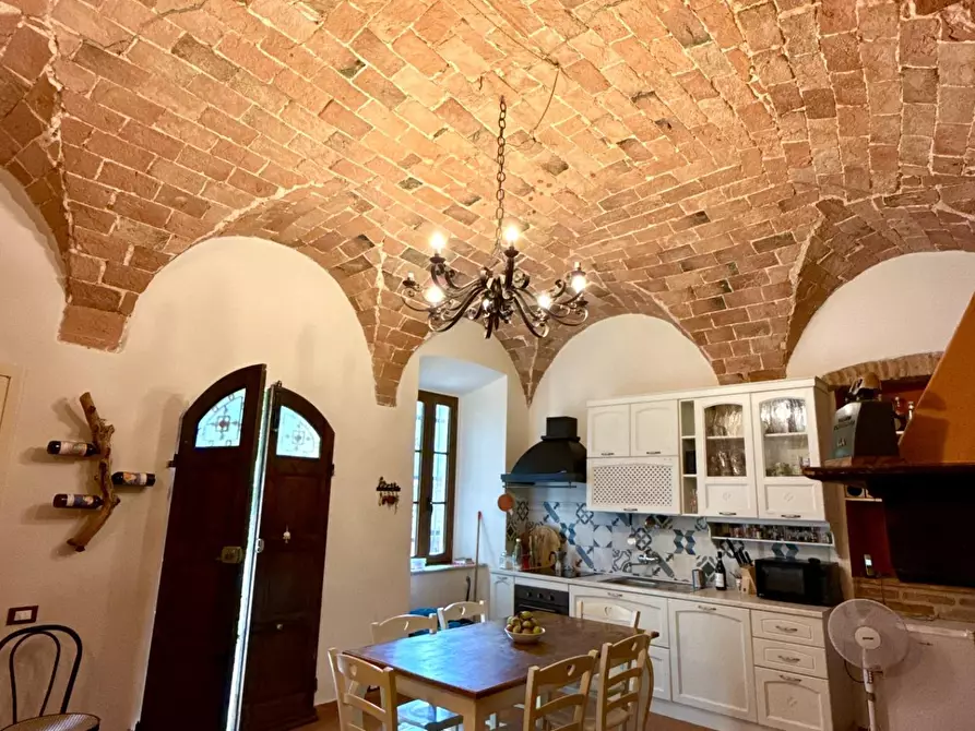 Immagine 17 di Casa colonica in vendita  a Chianni