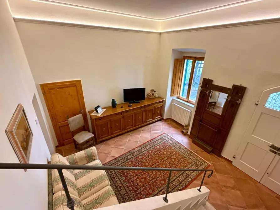 Immagine 45 di Casa colonica in vendita  a Chianni