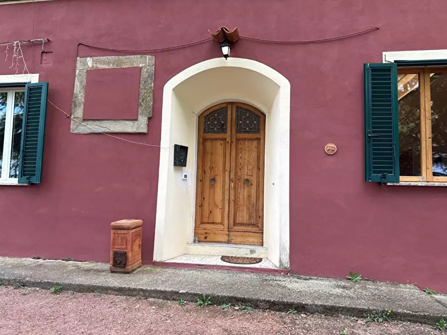 Immagine 37 di Casa colonica in vendita  a Chianni