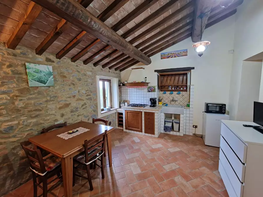 Immagine 51 di Casa colonica in vendita  a Chianni