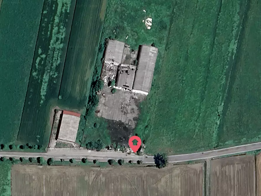 Immagine 4 di Magazzino in vendita  a Campospinoso