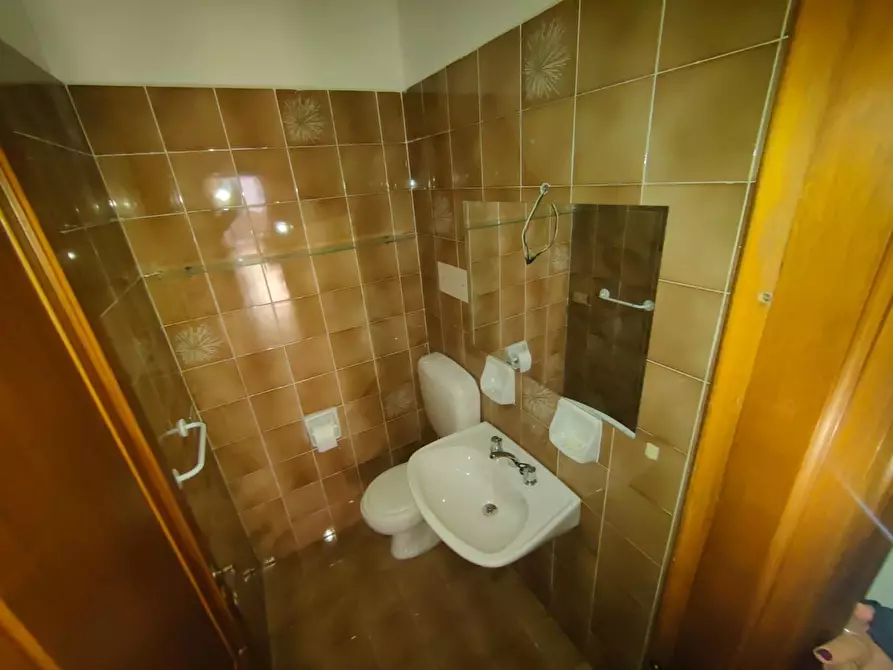 Immagine 36 di Appartamento in vendita  a Chiavari