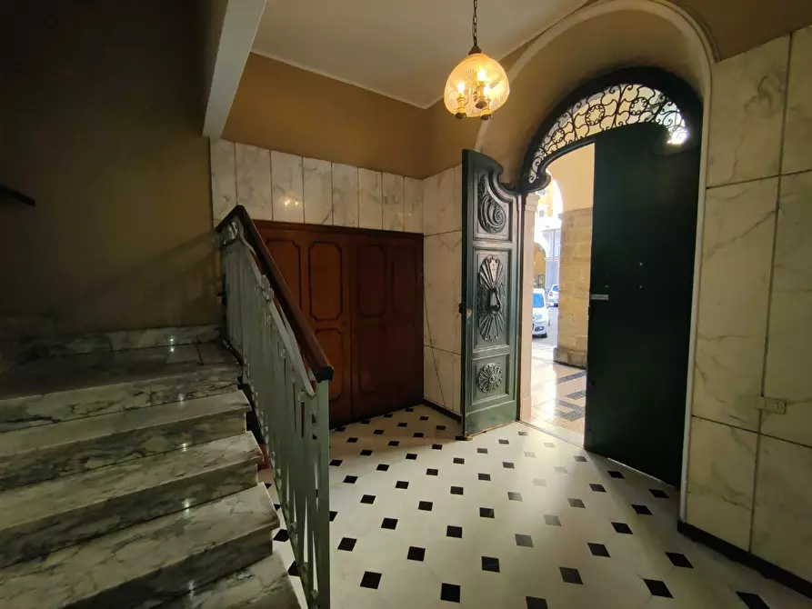 Immagine 48 di Appartamento in vendita  a Chiavari