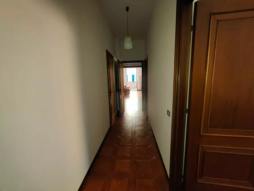 Immagine 21 di Appartamento in vendita  a Chiavari