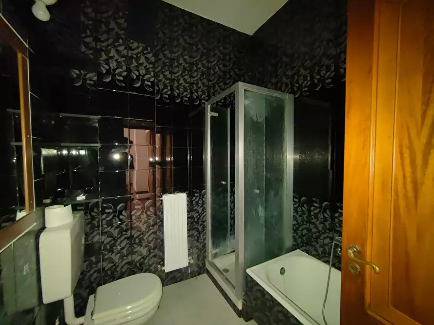 Immagine 40 di Appartamento in vendita  a Chiavari