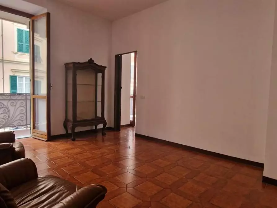 Immagine 11 di Appartamento in vendita  a Chiavari