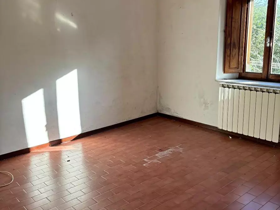 Immagine 5 di Appartamento in vendita  a Barga