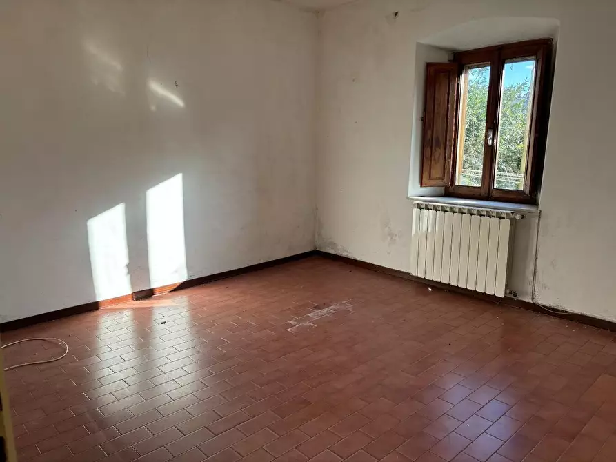 Immagine 6 di Appartamento in vendita  a Barga