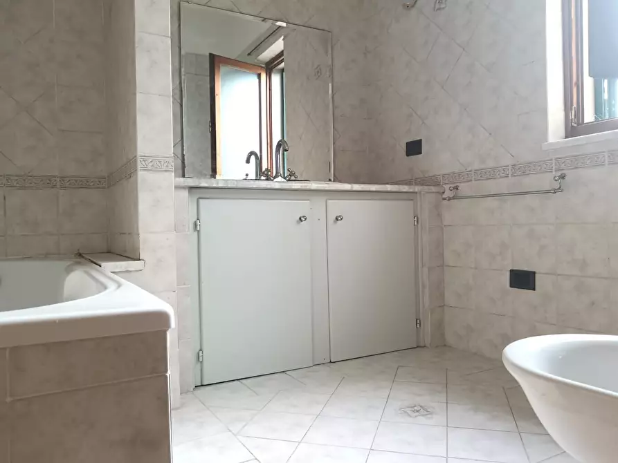 Immagine 17 di Terratetto in vendita  a Pescia