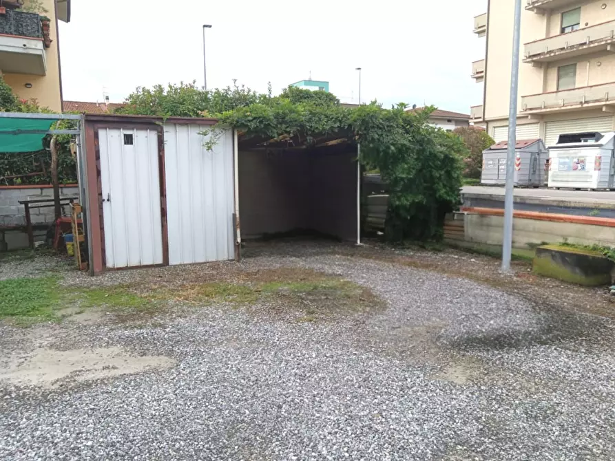 Immagine 2 di Terratetto in vendita  a Pescia