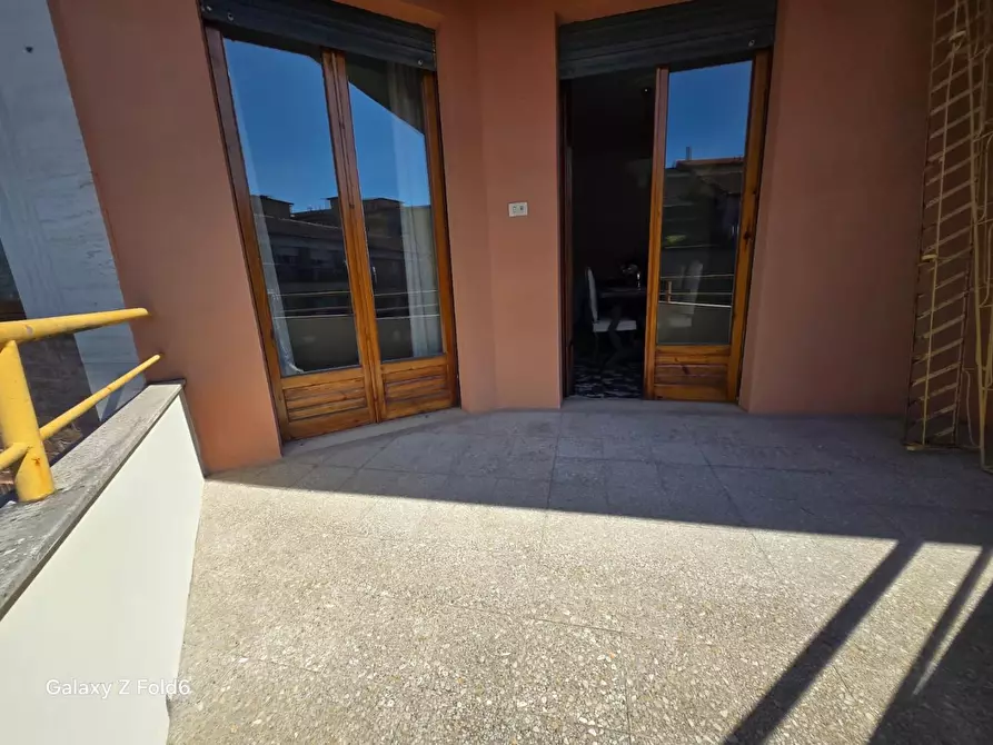 Immagine 35 di Appartamento in vendita  a Siena