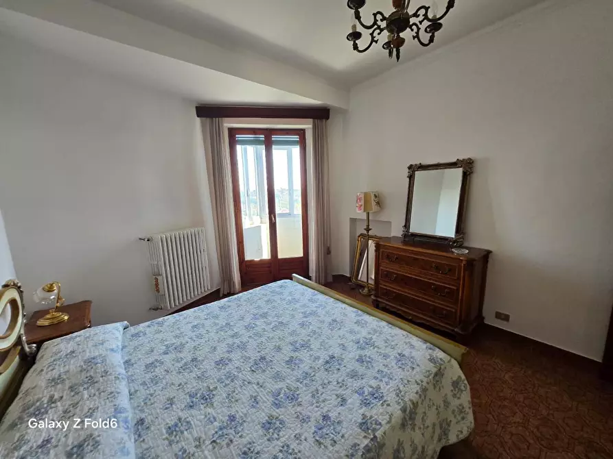 Immagine 14 di Appartamento in vendita  a Siena