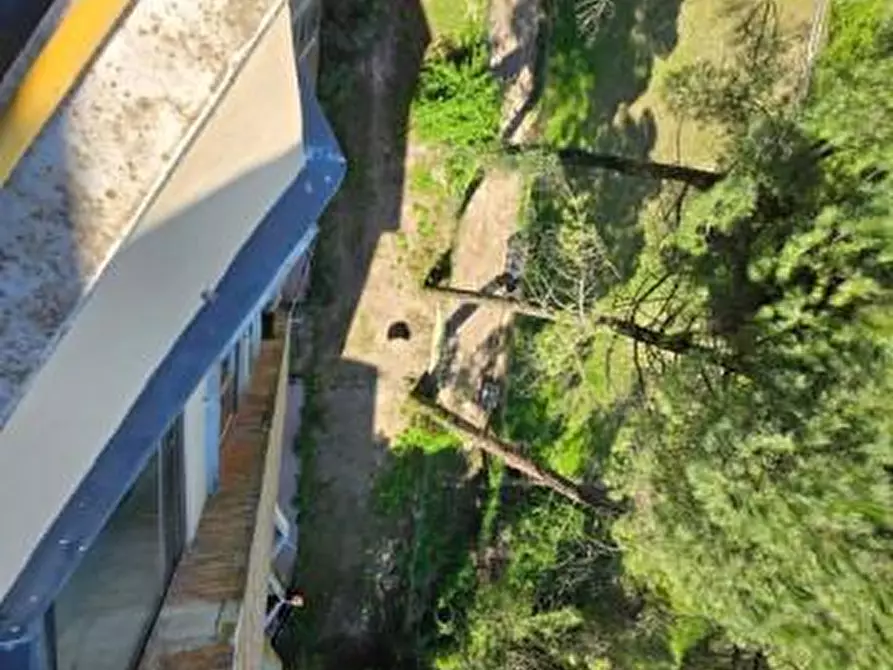 Immagine 7 di Appartamento in vendita  a Siena