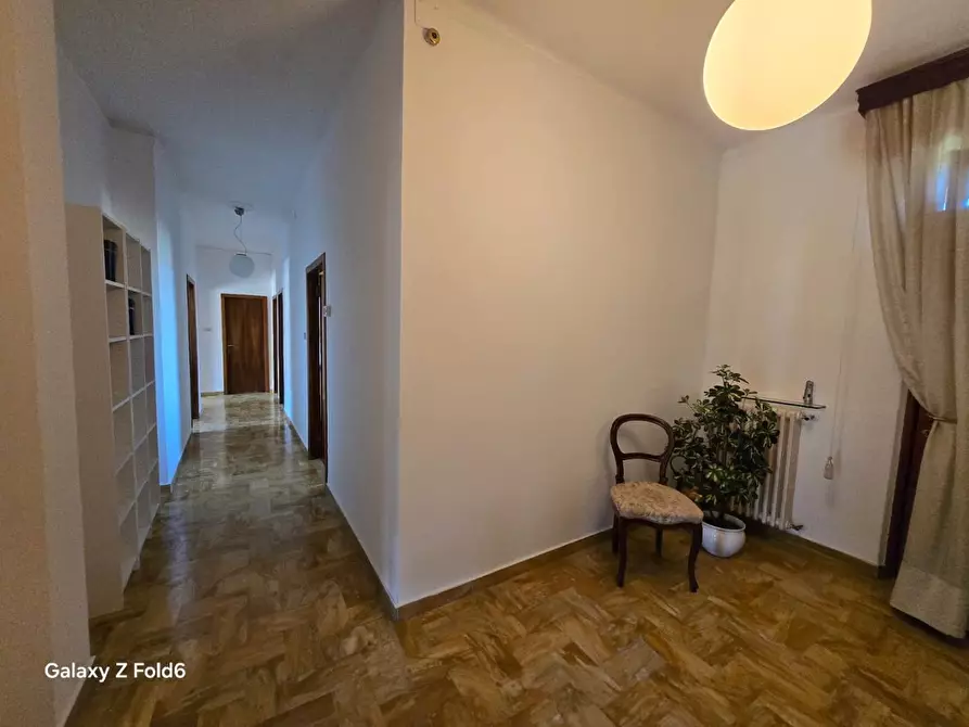 Immagine 22 di Appartamento in vendita  a Siena