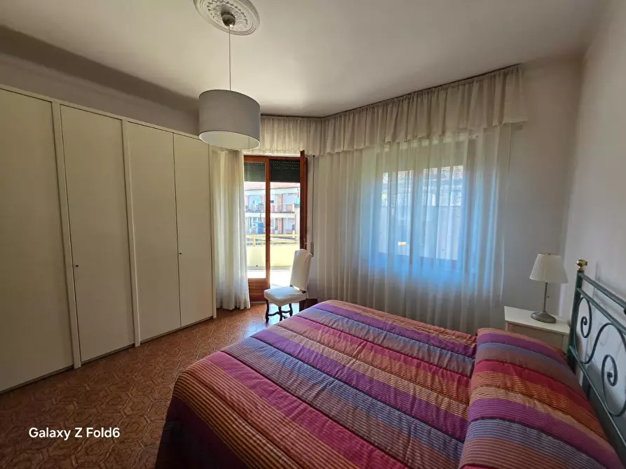 Immagine 11 di Appartamento in vendita  a Siena