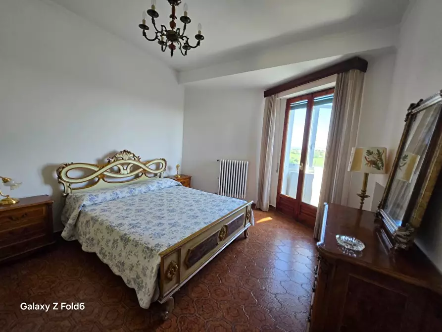 Immagine 13 di Appartamento in vendita  a Siena