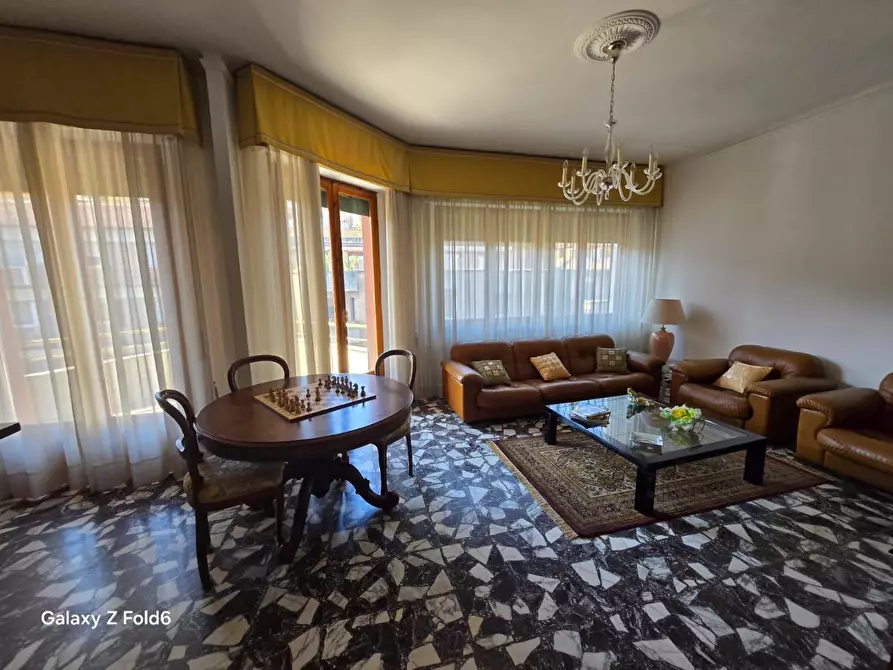 Immagine 4 di Appartamento in vendita  a Siena