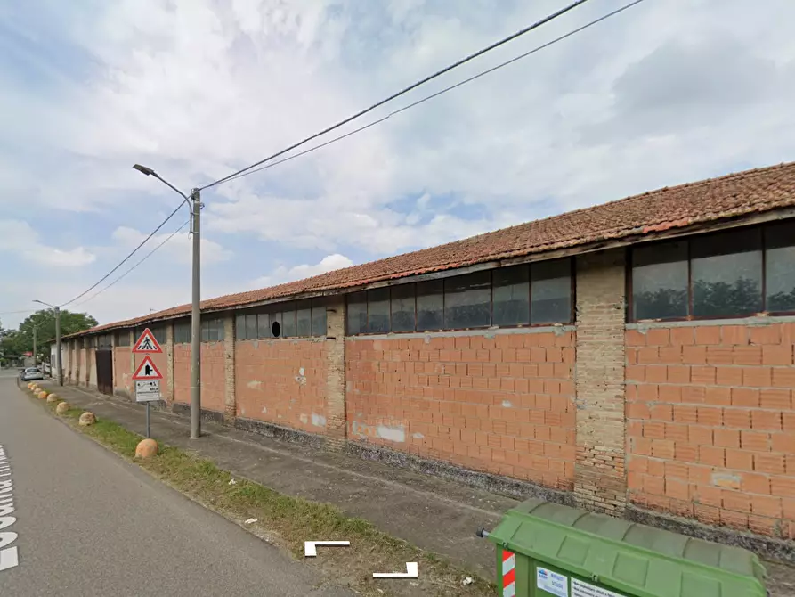 Immagine 3 di Capannone industriale in vendita  a Borgo Priolo