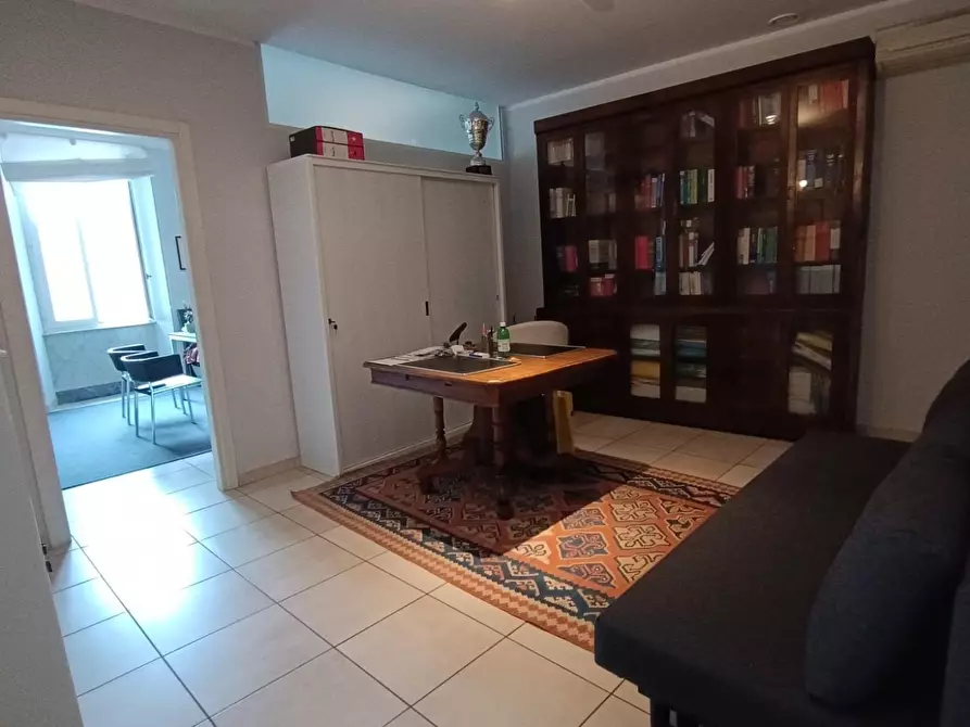 Immagine 7 di Appartamento in vendita  a Massa