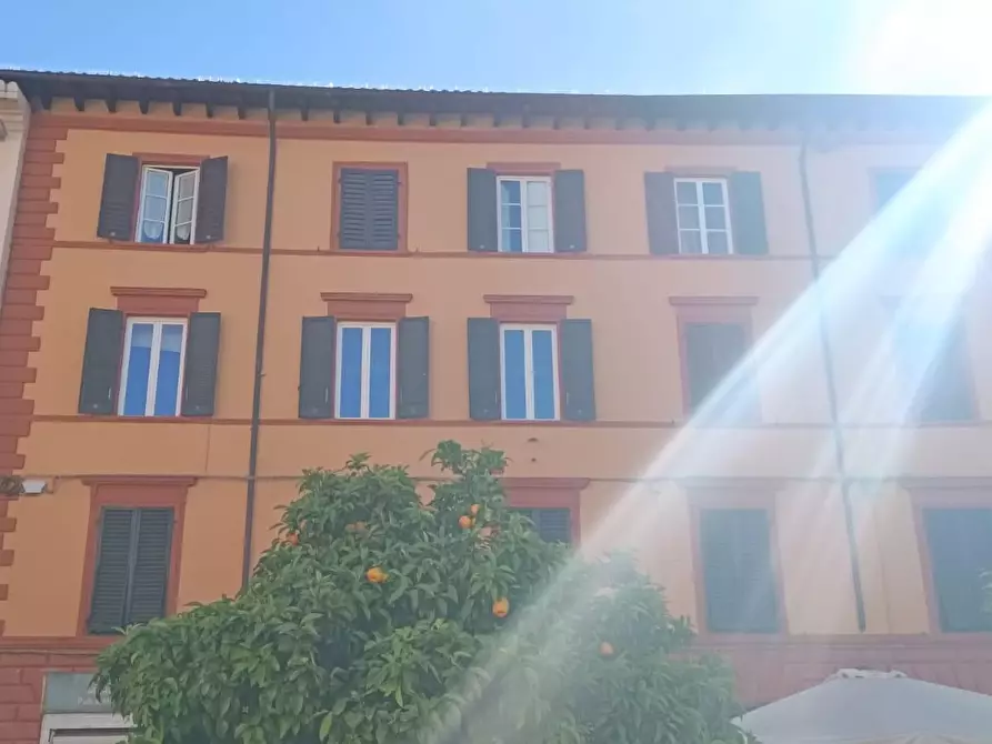 Immagine 1 di Appartamento in vendita  a Massa