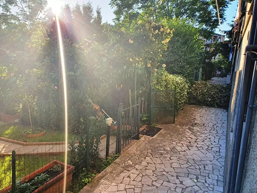 Immagine 14 di Appartamento in vendita  a Siena