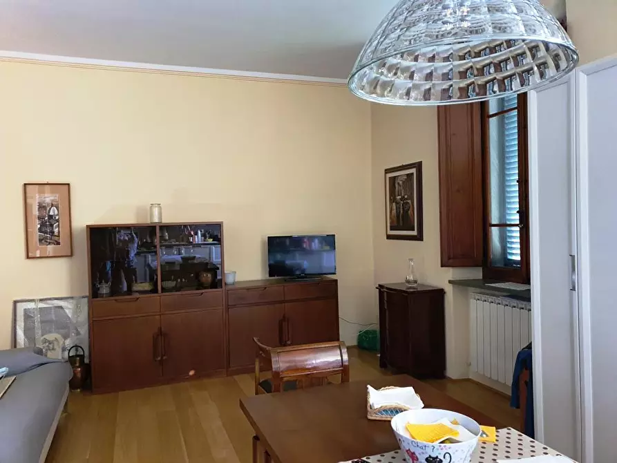 Immagine 3 di Appartamento in vendita  a Siena