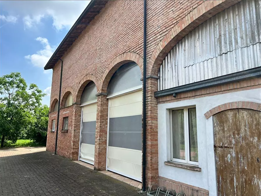 Immagine 16 di Rustico / casale in vendita  a Gattatico