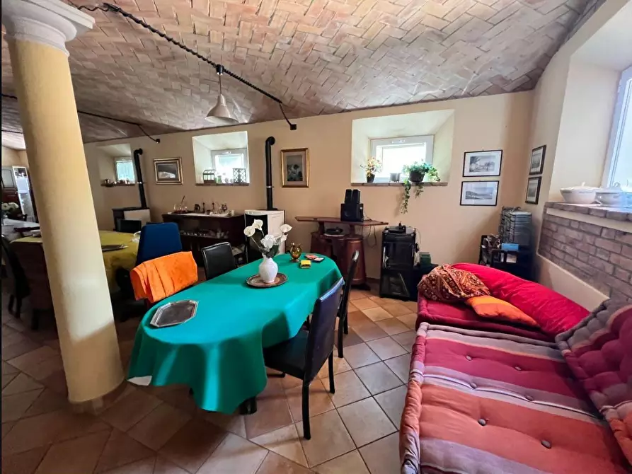 Immagine 8 di Rustico / casale in vendita  a Gattatico