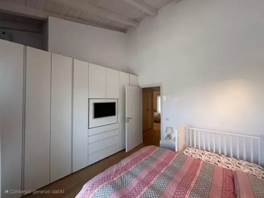 Immagine 15 di Villetta a schiera in vendita  a Vecchiano