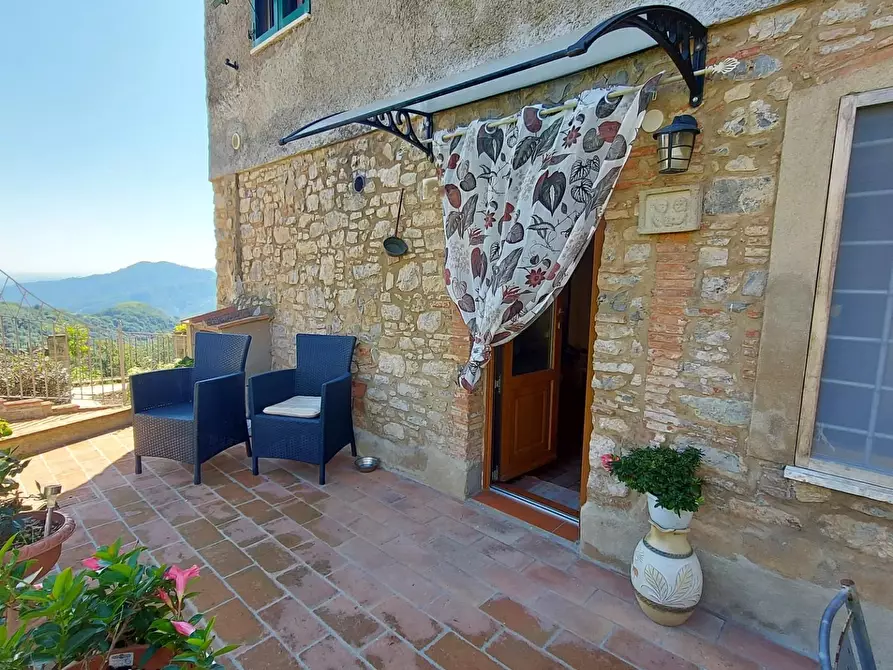 Immagine 1 di Terratetto in vendita  a Pescaglia