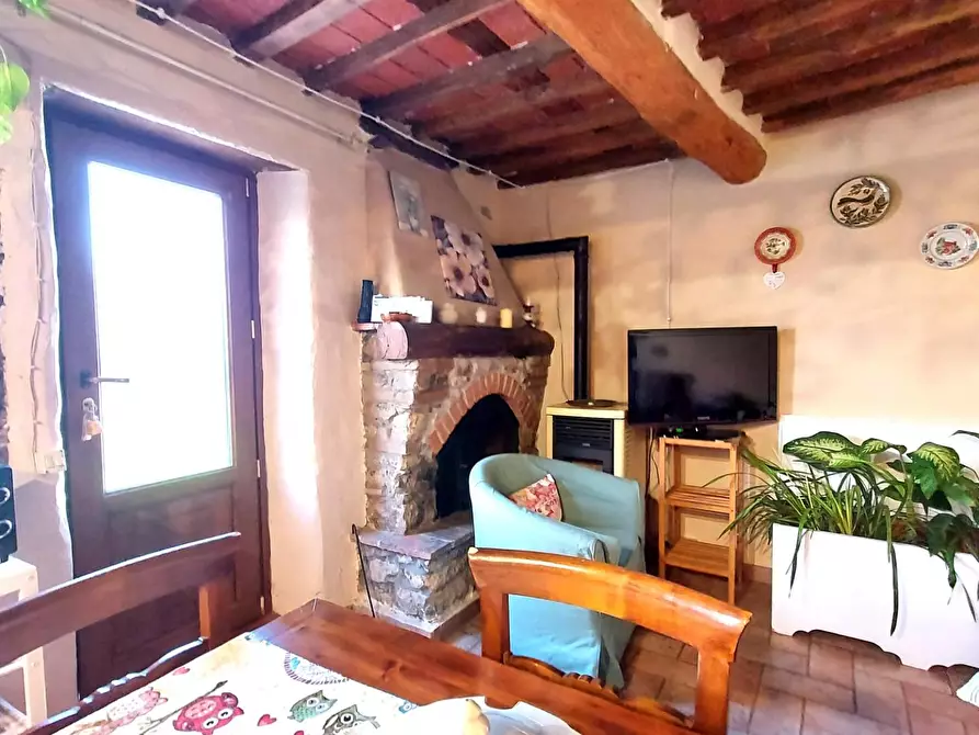 Immagine 17 di Terratetto in vendita  a Pescaglia