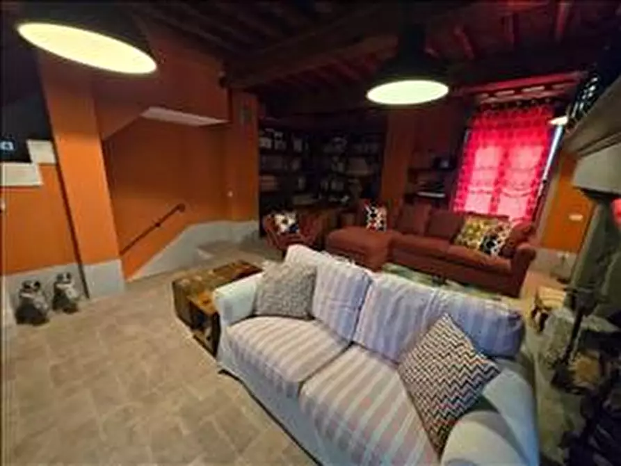 Immagine 9 di Appartamento in vendita  a Castelnuovo Berardenga