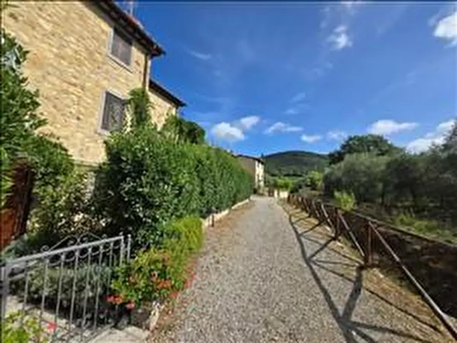 Immagine 40 di Appartamento in vendita  a Castelnuovo Berardenga