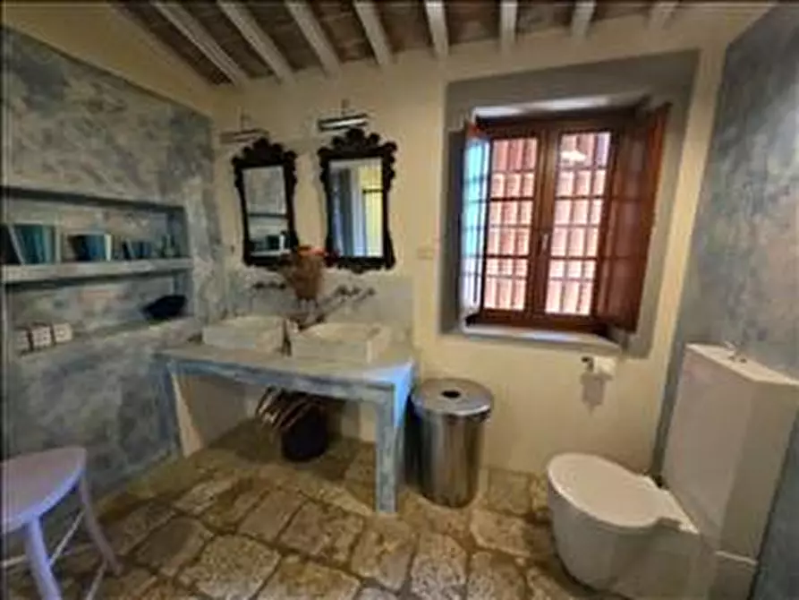 Immagine 22 di Appartamento in vendita  a Castelnuovo Berardenga