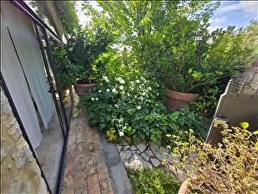 Immagine 37 di Appartamento in vendita  a Castelnuovo Berardenga