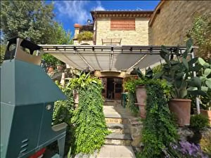 Immagine 38 di Appartamento in vendita  a Castelnuovo Berardenga