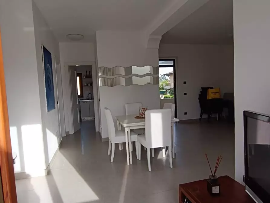 Immagine 59 di Villa in vendita  a Montignoso