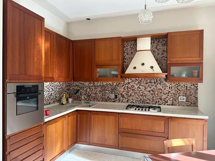 Immagine 11 di Villa in vendita  a Vinci