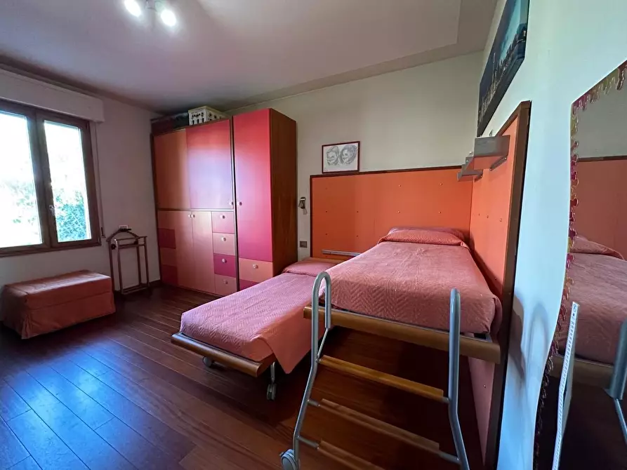 Immagine 25 di Villa in vendita  a Vinci