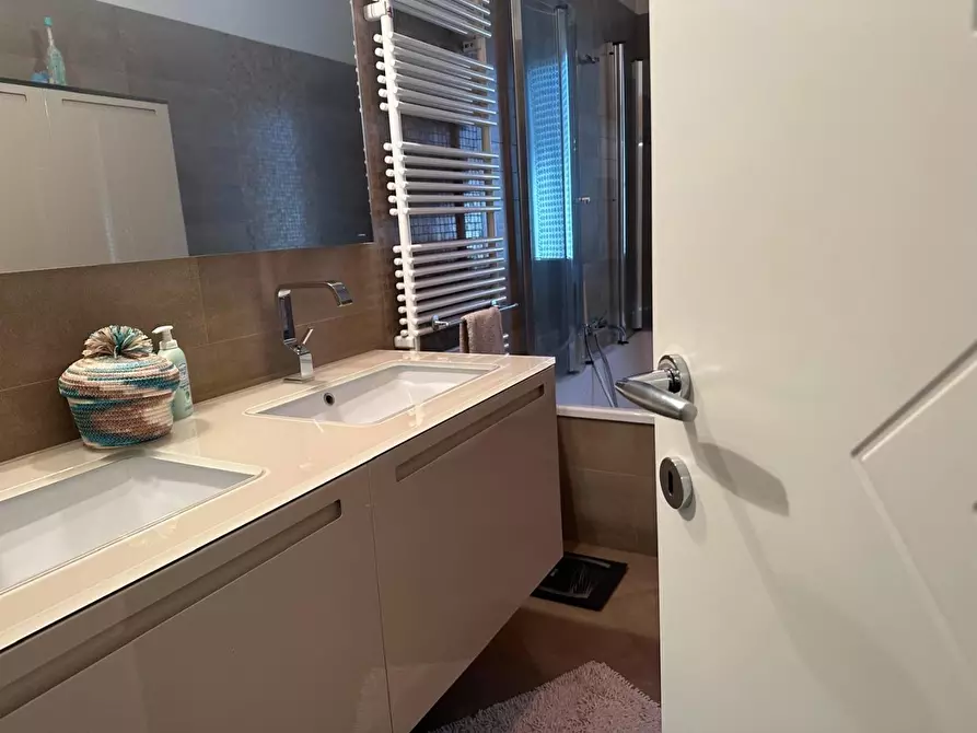 Immagine 29 di Villa in vendita  a Vinci