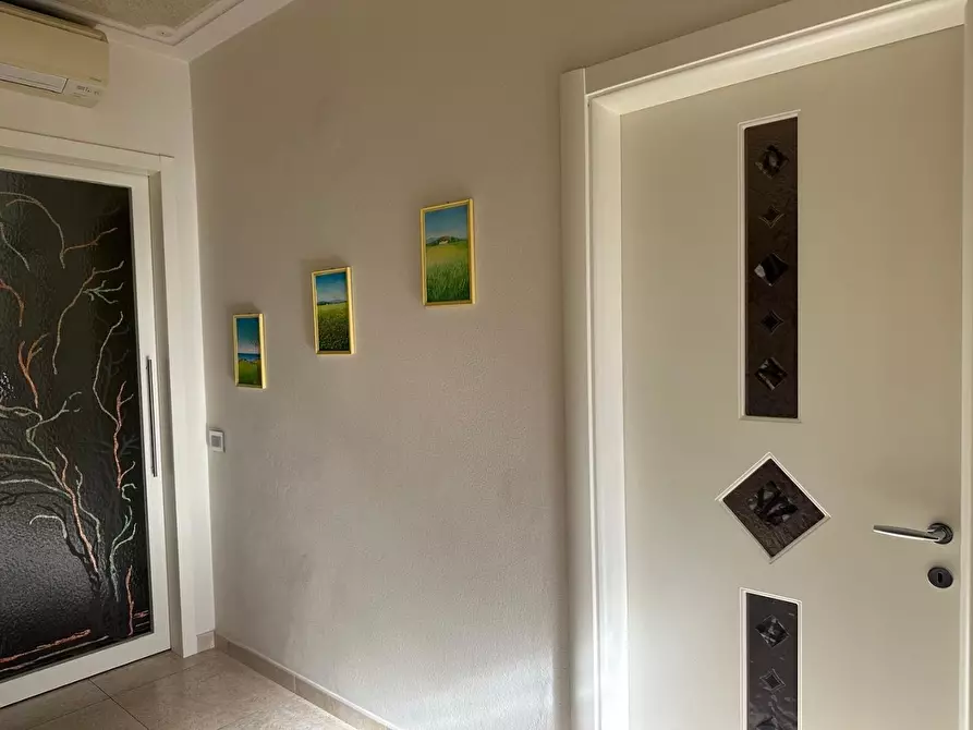 Immagine 13 di Villa in vendita  a Vinci