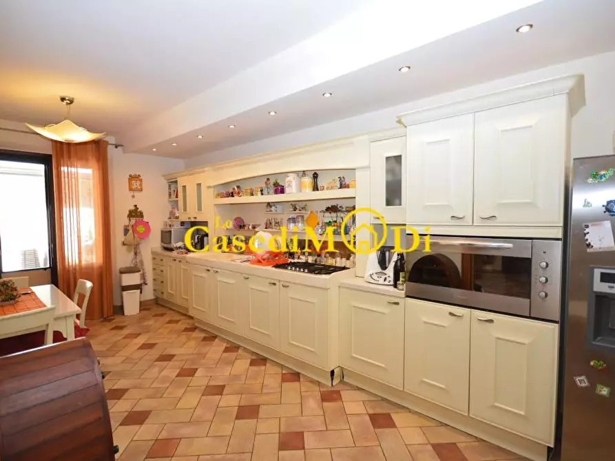 Immagine 10 di Casa semindipendente in vendita  a Collesalvetti