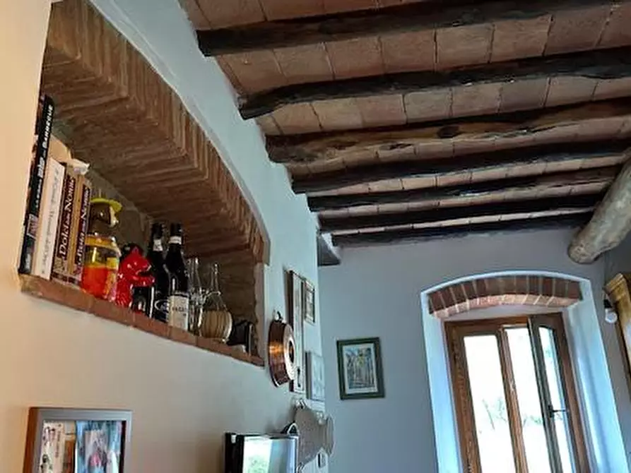 Immagine 5 di Casa colonica in vendita  a Vinci